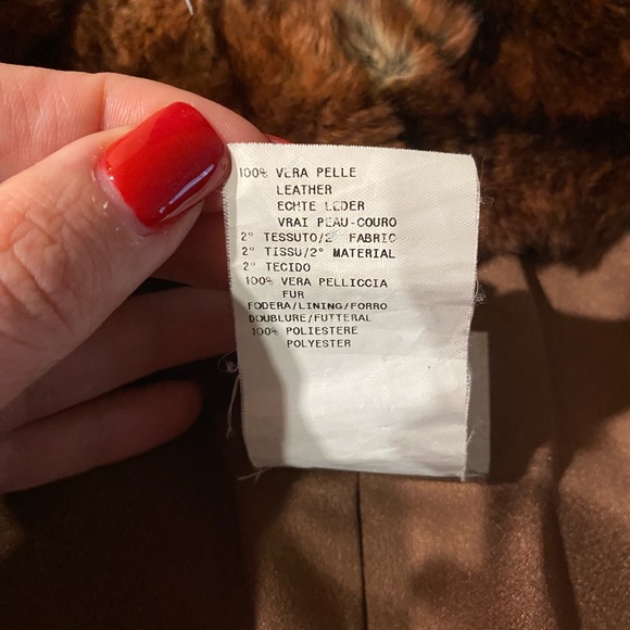 Armani Jacket 🧥 100 % Leather and Real Fur 💕🌸😍! - Picture 11 of 13